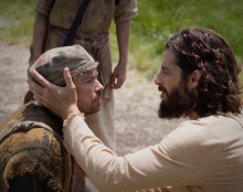 Jonathan Roumie : «Incarner le Christ a changé radicalement ma vie»