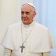 Crise au Vatican: le baptême des personnes transgenres et les parrains homosexuels