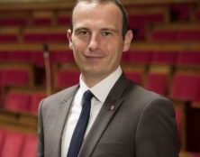 Le député LR Fabien Di Filippo dépose une proposition de loi pour qualifier d’homicides les actes causant le décès in utero d’un enfant