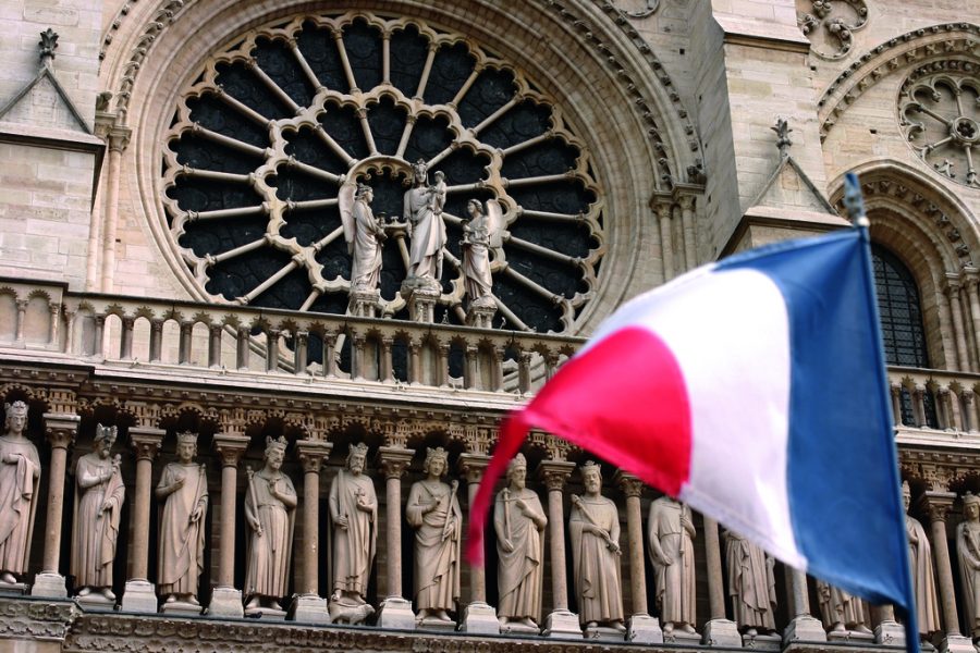 En reconnaissant l’identité chrétienne de la France dans la Constitution, nous retrouverons une boussole.
