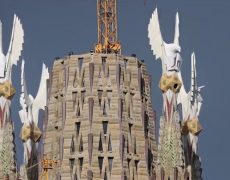 Fin de la construction des tours des évangélistes de la basilique de la Sagrada Familia