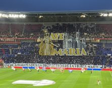 Les supporters lyonnais rendent hommage à la sainte Vierge