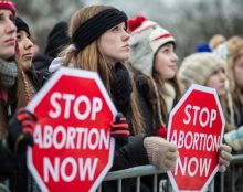 Les membres du Congrès demandent à la Cour suprême de protéger les femmes et les enfants des dangers de la pilule abortive