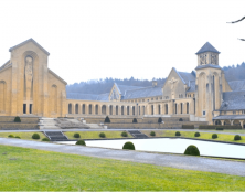 L’abbaye Notre-Dame d’Orval des trappistes retirés dans les Ardennes Belges