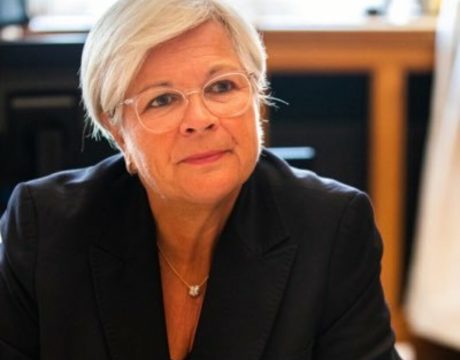 La famille, cette grande oubliée du ministre Vautrin, qui veut relancer la natalité