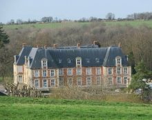 « Entrez clandestinement à Mayotte, vous pourrez être logés en métropole dans un château du XVIIème siècle ! »