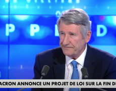 Emmanuel Macron, Gabriel Attal et Stéphane Séjourné jouent à la guerre : ils ne sont pas au niveau