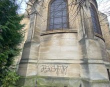 La collégiale de Poissy retrouvée tagguée ce matin