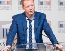 “Profondément affecté”, le député communiste Pierre Dharréville suspend sa participation au débat sur l’euthanasie