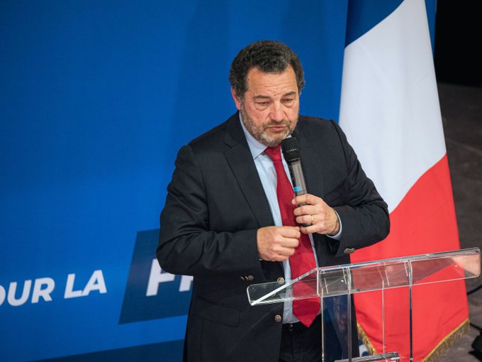 “La seule solution pour imposer un débat sur les vrais enjeux pour l’avenir de la France est de bâtir un bloc souverainiste unitaire”