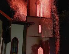 Nouvelle Calédonie : Après l’église de Saint-Louis, l’église de Vao, à l’Île des Pins, a été incendiée