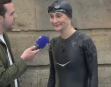 Deux athlètes forfaits après leur baignade dans la Seine