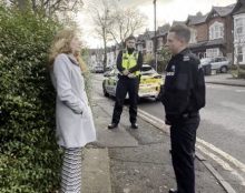 Prière silencieuse devant un avortoir : la police britannique désavouée