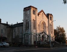 Pour la 3e fois en une semaine, une église canadienne prend feu