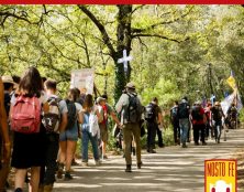 Nosto Fe : 2000 pèlerins marchent de Cotignac à Saint-Maximin-la-Sainte-Baume