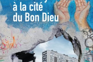 « On croit pouvoir régler les problèmes des banlieues en injectant de l’argent, alors qu’il faudrait injecter une présence et une âme. » 