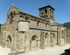 Incendie volontaire dans une église de Haute-Loire