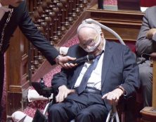 Le Sénat adopte une proposition de loi visant à améliorer la prise en charge des patients atteints de la maladie de Charcot