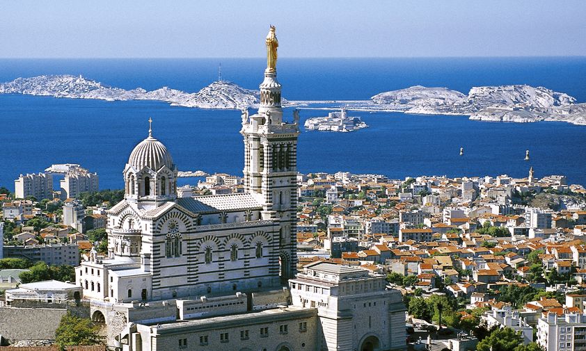 Marseille : deux voyous interpellés pour vol sur le toit du sanctuaire Notre-Dame de la Garde