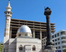 Hommage au peuple syrien et à son pays qui fut laïc, moderne, et progressiste.