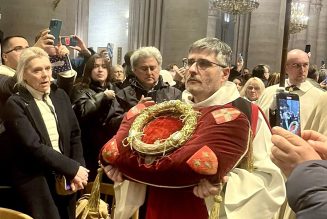 Louis de Bourbon à Notre-Dame de Paris pour le retour de la couronne d’épines