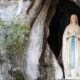 Confiez votre intention de prière à Notre-Dame de Lourdes !