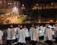 La Fraternité Saint-Pierre a renouvelé sa consécration à Lourdes