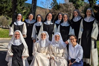 Plongez dans la richesse de la vocation de la femme, avec les méditations des soeurs de Notre-Dame des Neiges