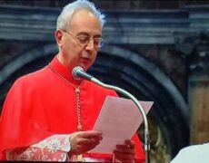 Pendant une semaine de deuil, les cardinaux préparent le Conclave