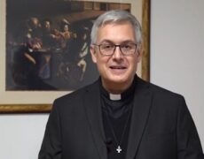 Il y a trop de prêtres dans le diocèse de Valence