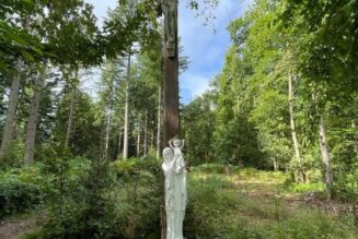 Corancy (58) : la croix du calvaire de Faubouloin tronçonnée