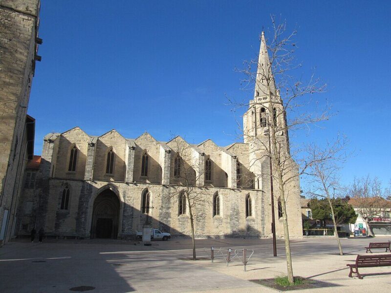 « On va brûler ton église », « Allah Akbar » : à Avignon, un prêtre menacé dans son église