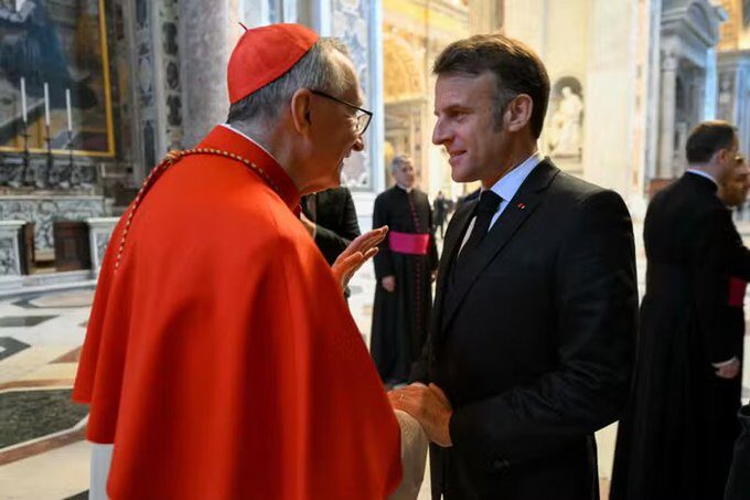 Interventionnisme d’Emmanuel Macron autour du Conclave ?