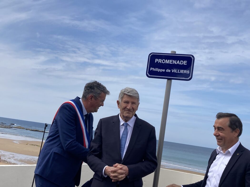 La Promenade « Philippe de Villiers » inaugurée aux Sables-d’Olonne