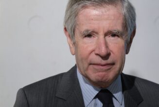 Athée, Alain Minc s’oppose à la proposition de loi sur l’euthanasie