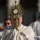 L’Eucharistie est la présence véritable, réelle et substantielle du Sauveur