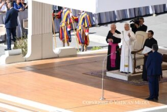 Le pape demande aux Français de “défendre la dignité intrinsèque de toute personne humaine”