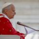 “Nous ne sommes vraiment l’Église du Ressuscité […] que s’il n’y a ni frontières ni divisions entre nous, si, dans l’Église, nous savons dialoguer et nous accueillir mutuellement en intégrant nos différences”