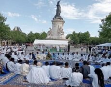 Paris : place de la République islamique