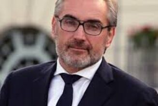 Le maire de Saint-Germain-en-Laye achève d’enterrer la droite locale