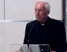 Un prêtre franc-maçon dans la curie romaine !