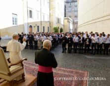 Le célibat des prêtres, un charisme à reconnaître, soigner et éduquer