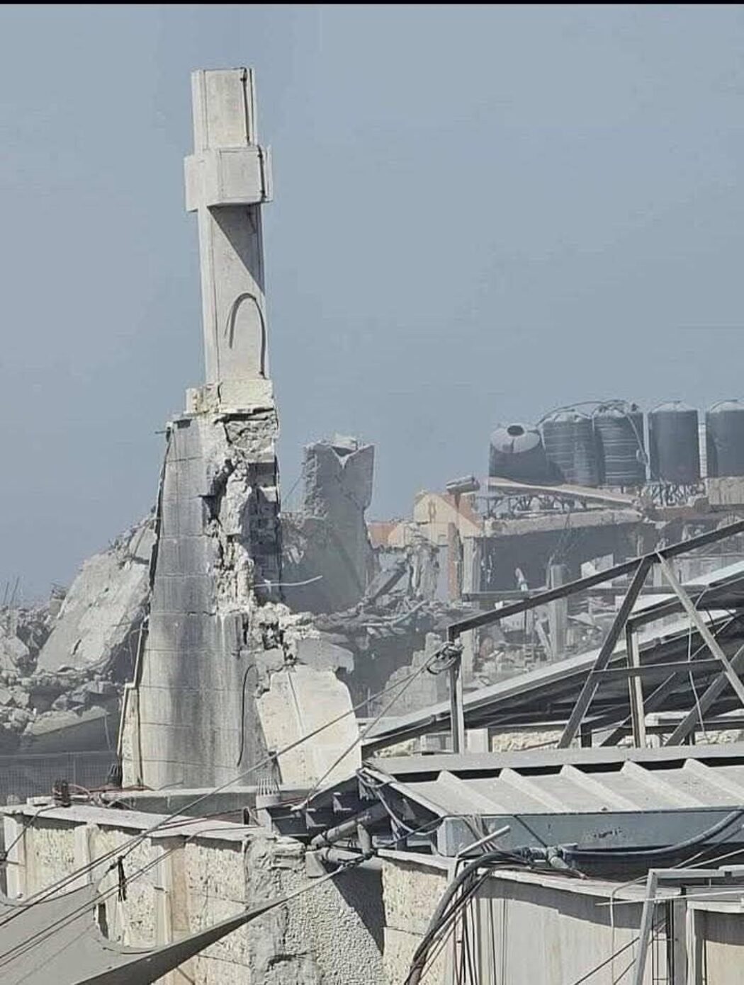 Bombardement de l’église de la Sainte famille de Gaza