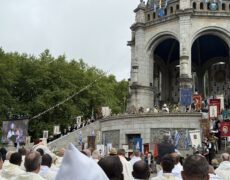 “Ne profanez pas la France avec vos lois qui saccagent tout, qui détruisent la vie”