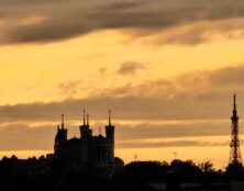 Des religieux sur le Web