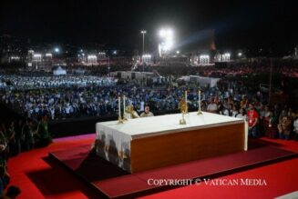 De Rome à la France, une jeunesse catholique de plus en plus décomplexée