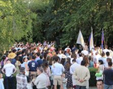 Été 2025 : deux universités d’été catholiques rassemblent plus de 600 jeunes et deux évêques autour d’Academia Christiana