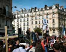 Manifestation à Paris contre la christianophobie