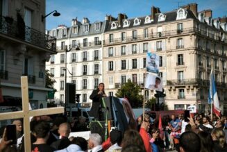 Manifestation à Paris contre la christianophobie