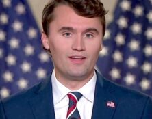 Charlie Kirk assassiné par un gauchiste lié à un transgenre